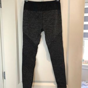Fabletics Heather Black/Gray Leggings